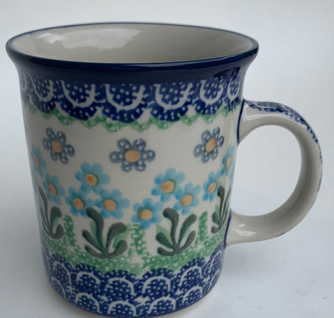EVERYDAY MUG