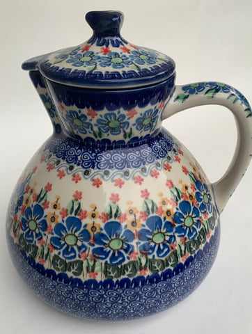 LARGE PITCHER WITH LID